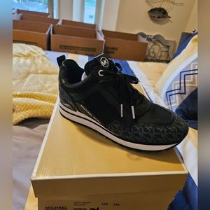 Mk sneakers